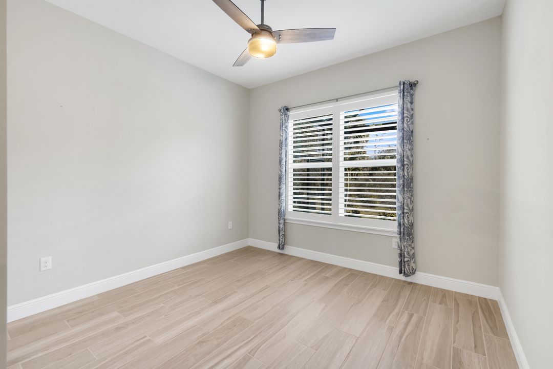 3837 Helmsman Dr, Naples, FL 34120