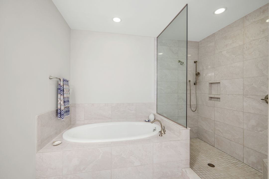 16436 Carrara Way #101, Naples, FL 34110