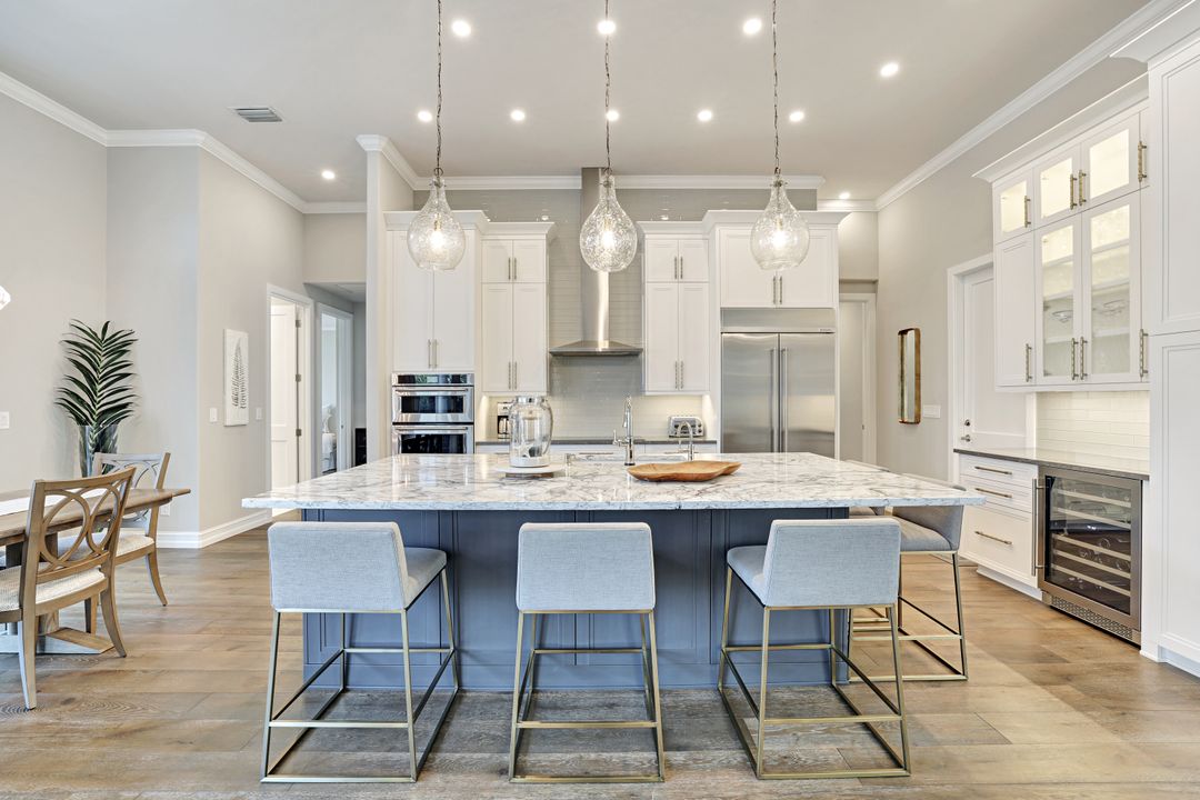 820 Giralda Ct, Marco Island, FL 34145