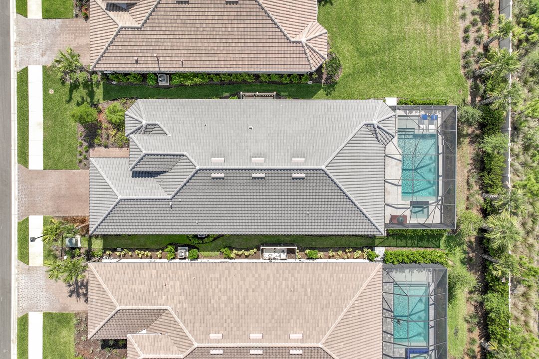 8880 Scarlotti Pl, Naples, FL 34119