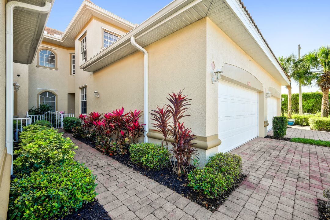 13860 Avon Park Cir #104, Fort Myers, FL 33912