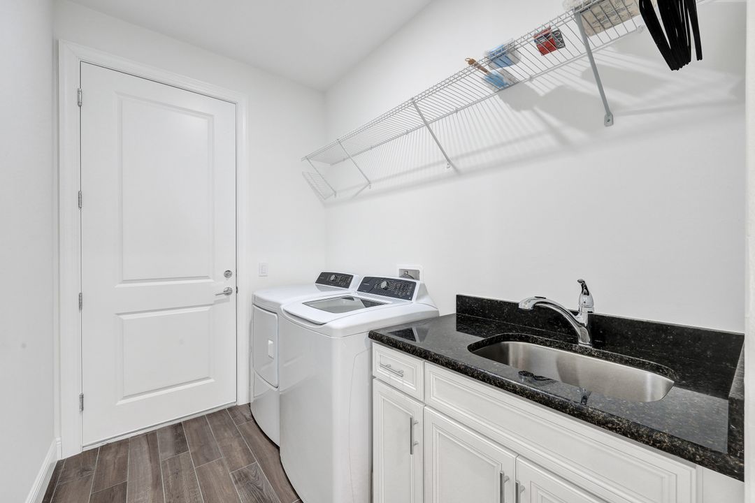 406 SW 28th St, Cape Coral, FL 33914