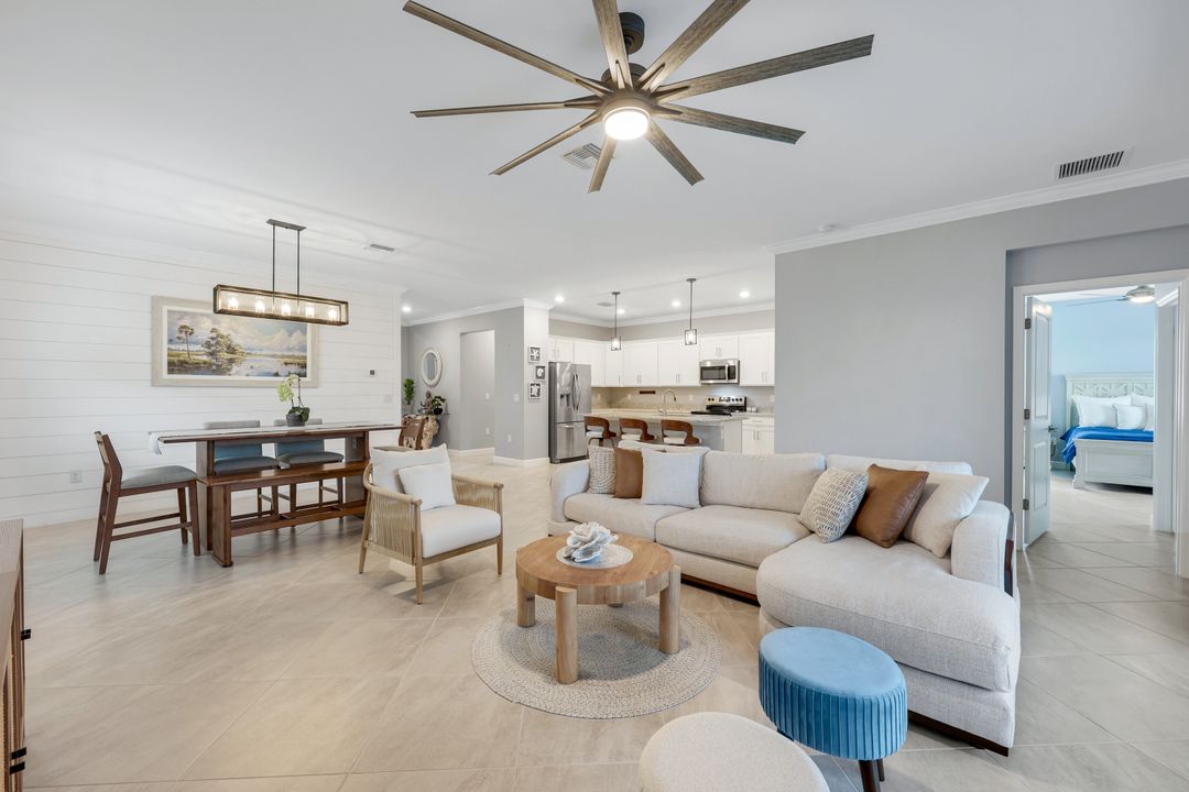 13824 Pine Lodge Ln, Fort Myers, FL 33913
