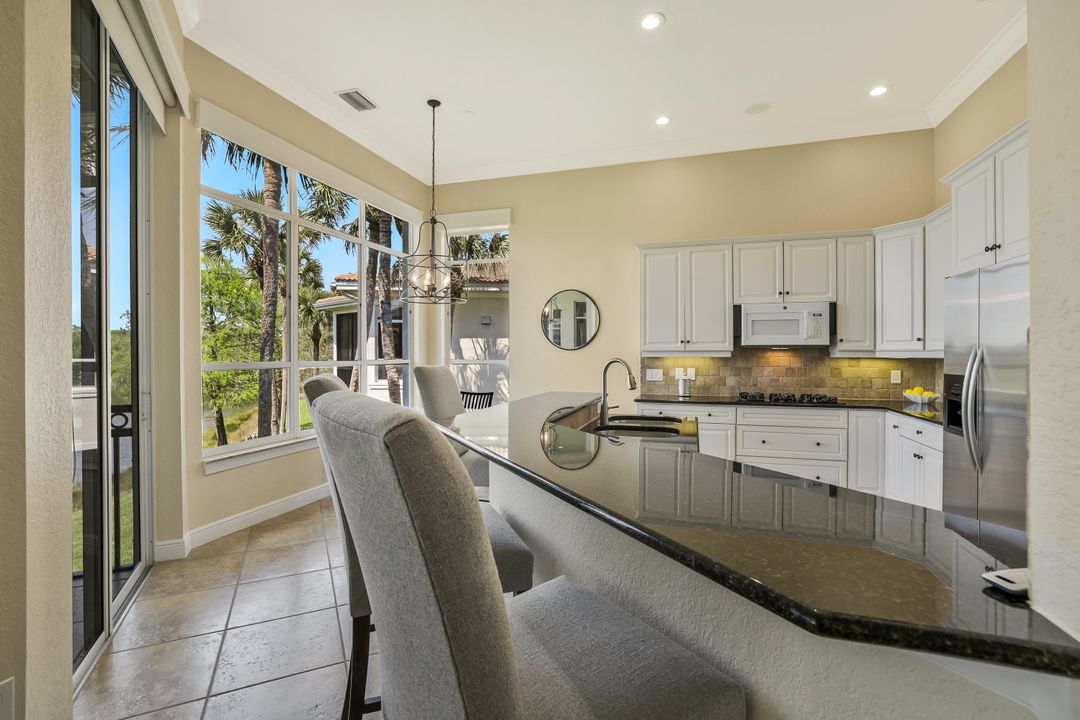 15539 Monterosso Ln #202, Naples, FL 34110