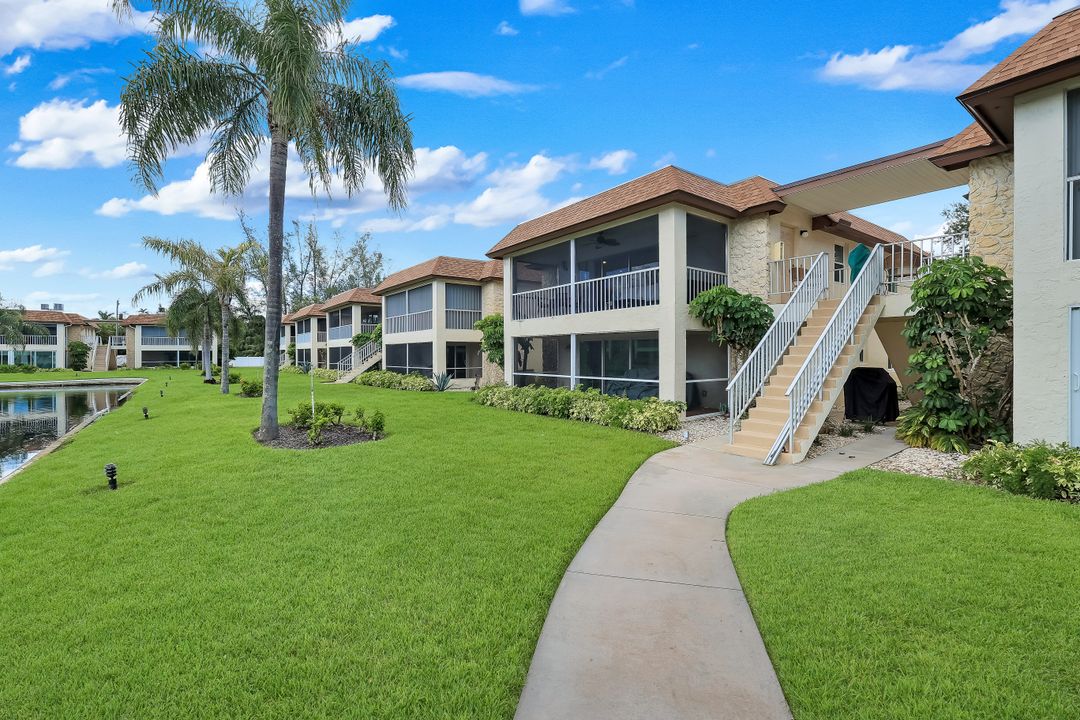 1155 Sandpiper St #D8, Naples, FL 34102