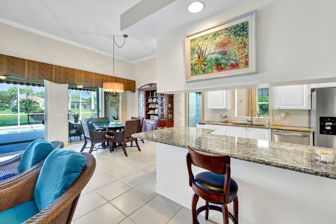 4313 Queen Elizabeth Way, Naples, FL 34119