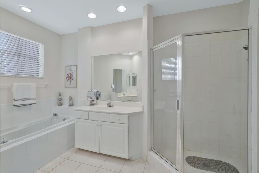 8457 Radcliffe Terrace #102, Naples, FL 34120