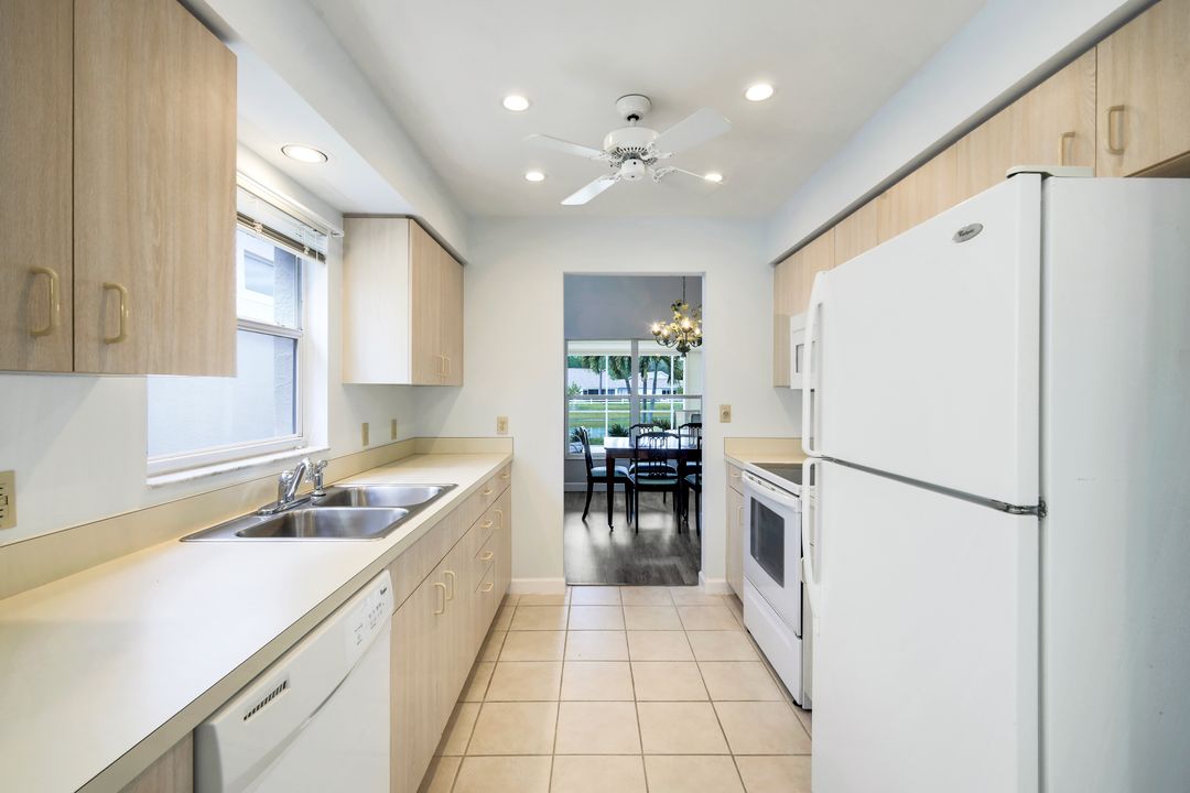 25202 Golf Lake Cir, Bonita Springs, FL 34135