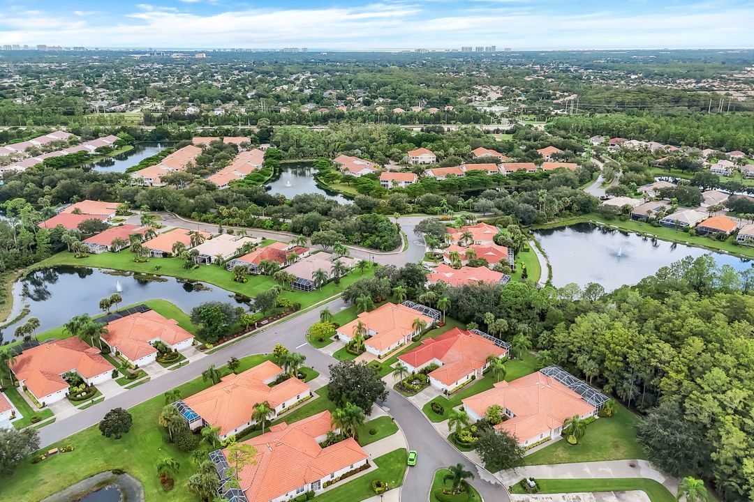 5867 Northridge Dr, Naples, FL 34110