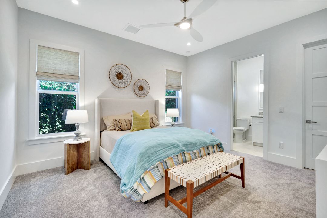 3344 Kumamoto Ln, Naples, FL 34114