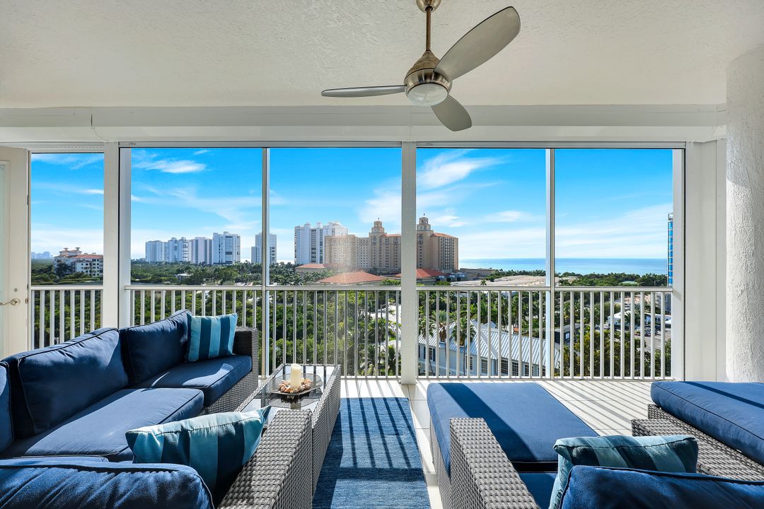 400 Flagship Dr #902, Naples, FL 34108