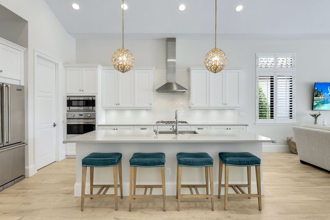 16484 Talis Park Dr, Naples, FL 34110