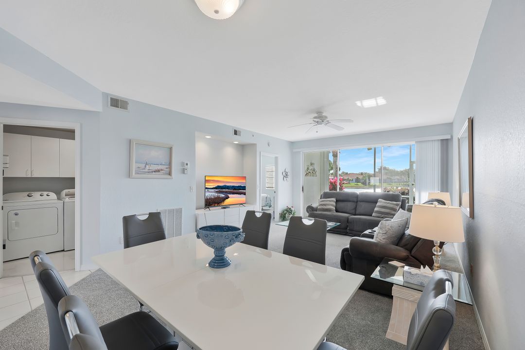 186 Gabriel Cir #9, Naples, FL 34104
