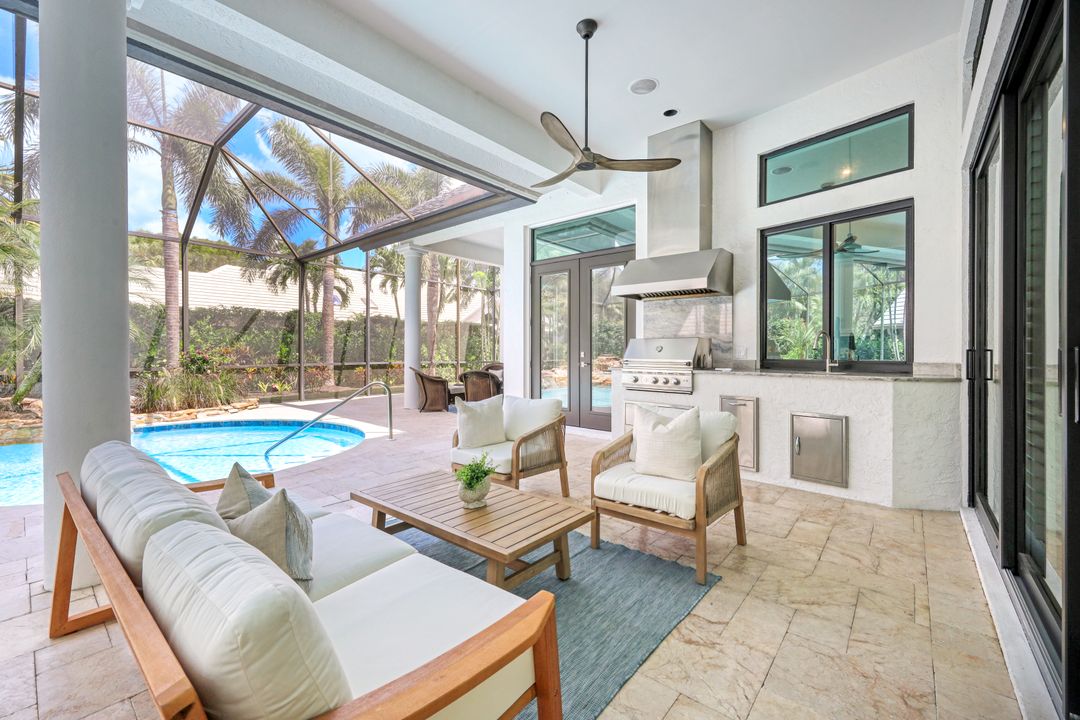 713 Shadow Lake Ln, Naples, FL 34108