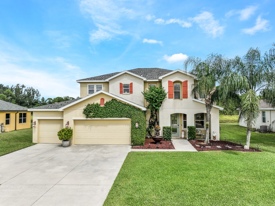 18261 Pine Nut Ct, Lehigh Acres, FL 33972