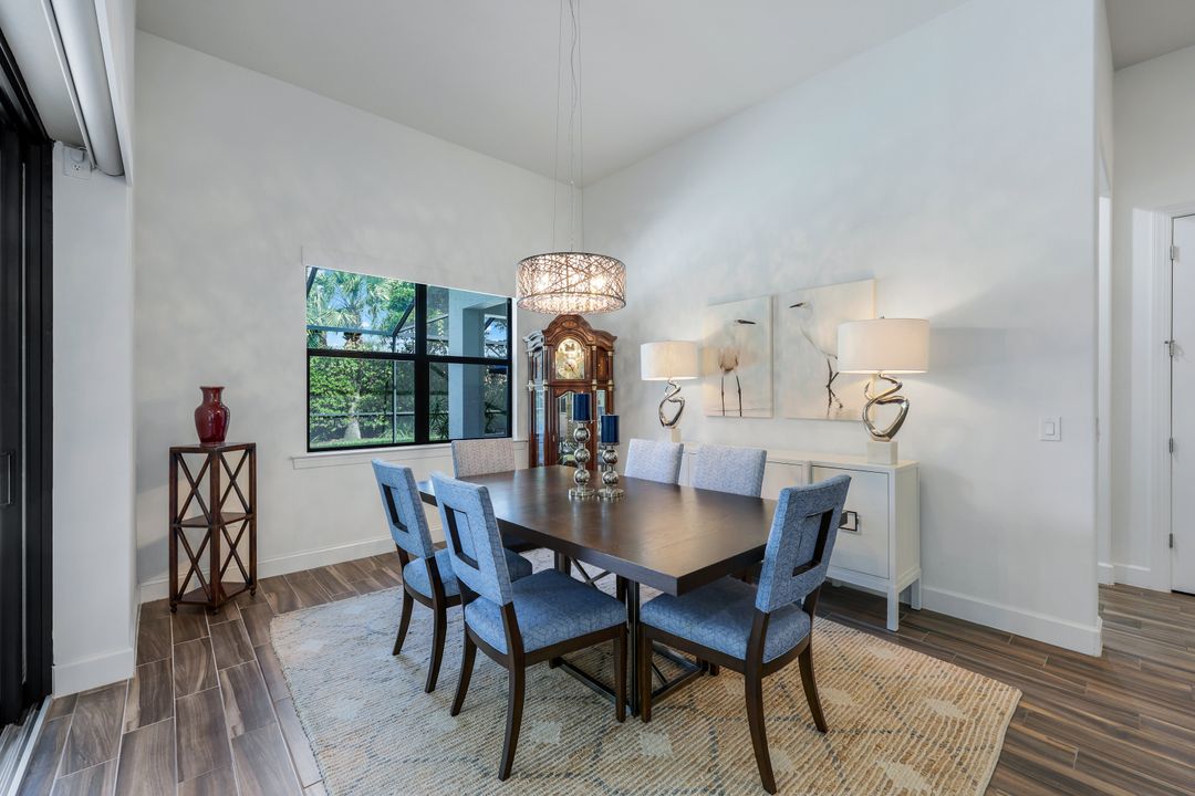16273 Camden Lakes Cir, Naples, FL 34110