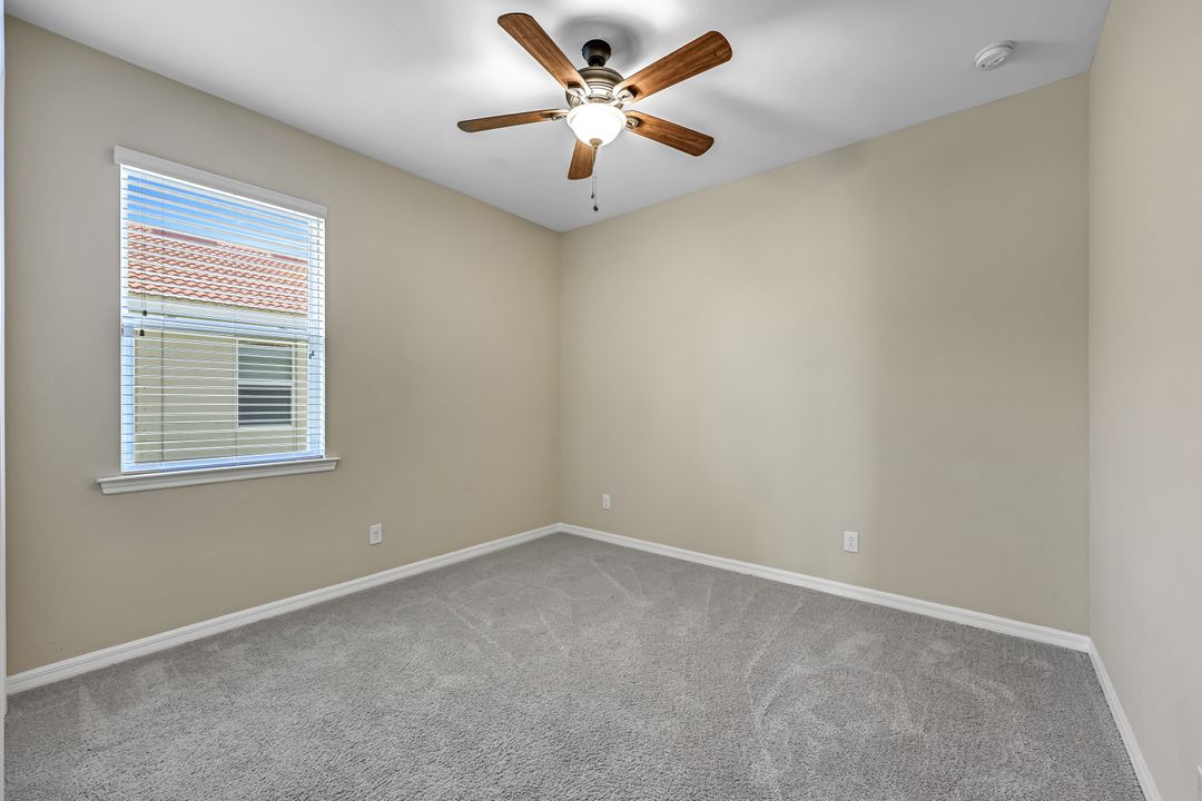 2971 Sunset Pointe Cir, Cape Coral, FL 33914