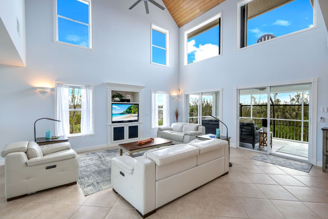 654 Sea Oats Dr, Sanibel, FL 33957
