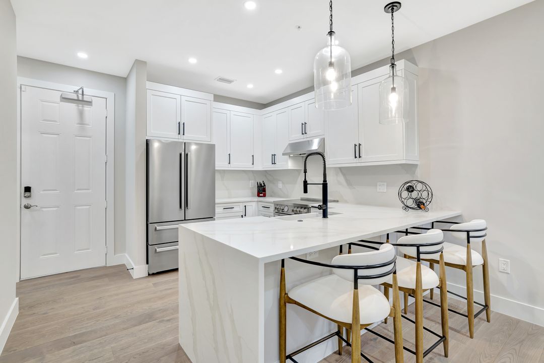9037 Alturas St #3705, Naples, FL 34113