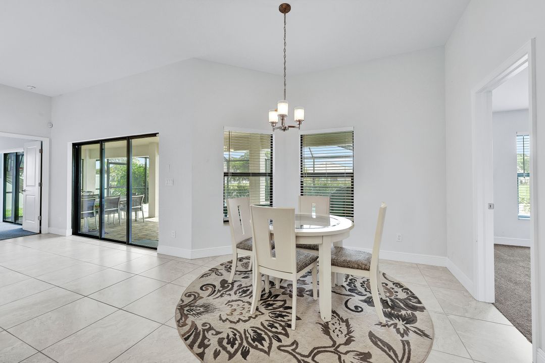 606 SE 4th St, Cape Coral, FL 33990