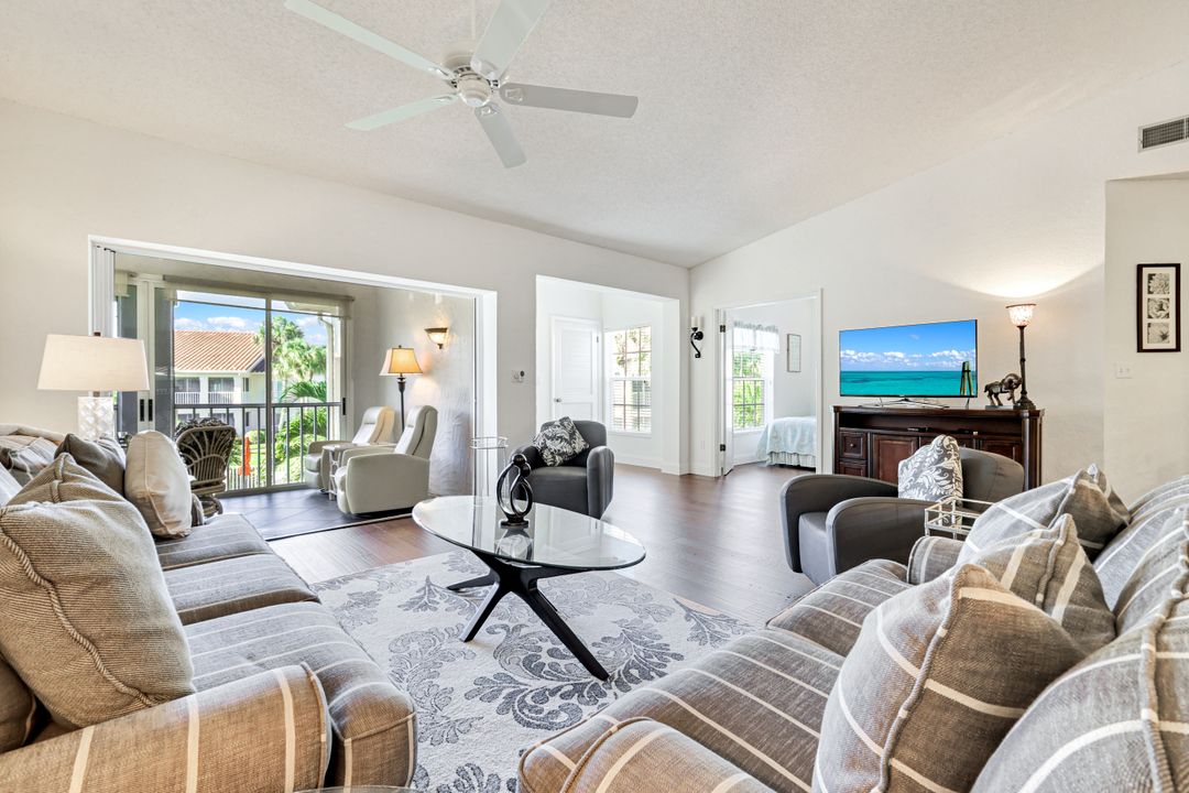 109 Tuscana Ct #308, Naples, FL 34119