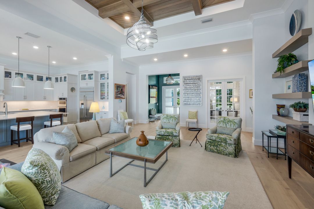 8859 Nevis Wy, Naples, FL 34112
