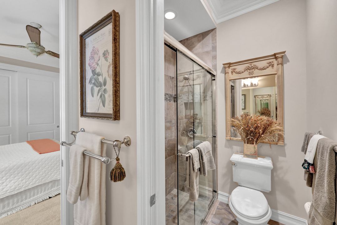 12194 Wicklow Ln, Naples, FL 34120