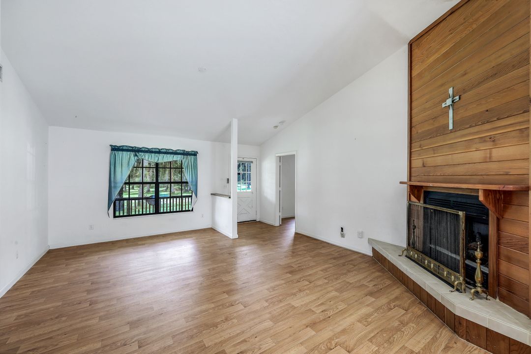 1961 Krape Rd, Naples, FL 34120