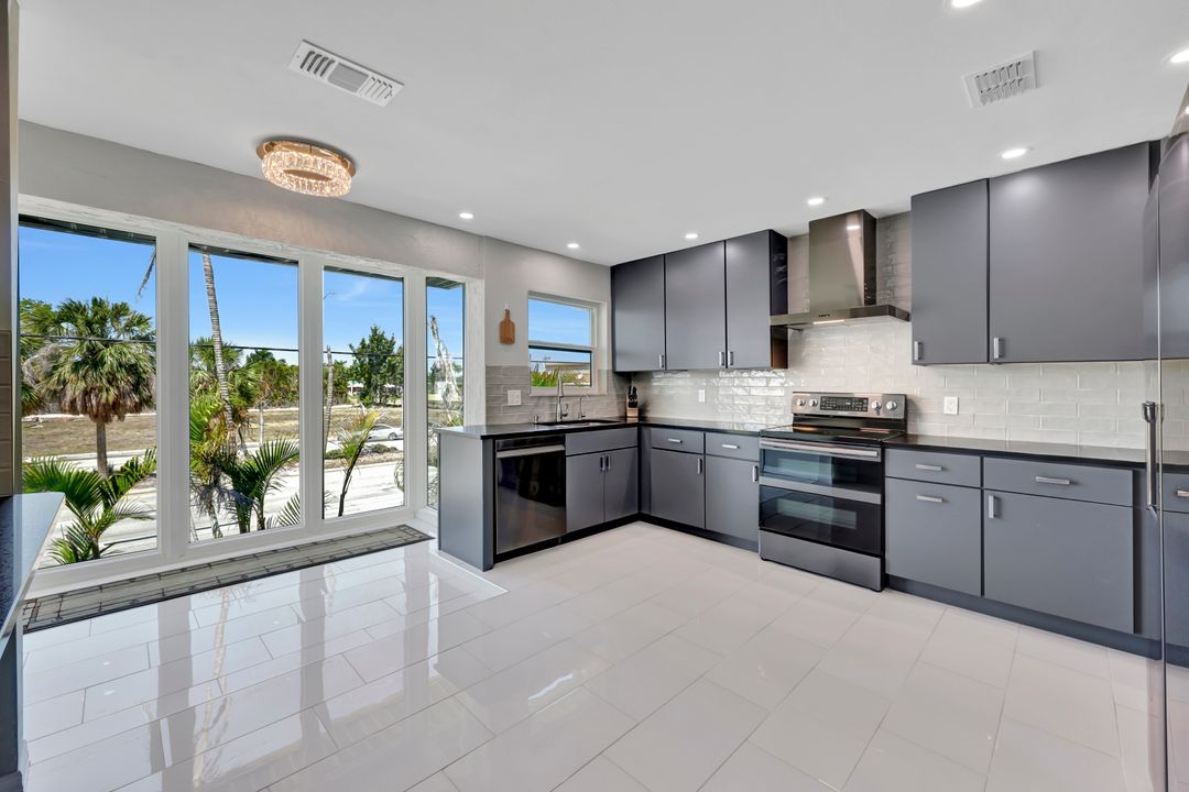 3907 Del Prado Blvd S #C-203, Cape Coral, FL 33904