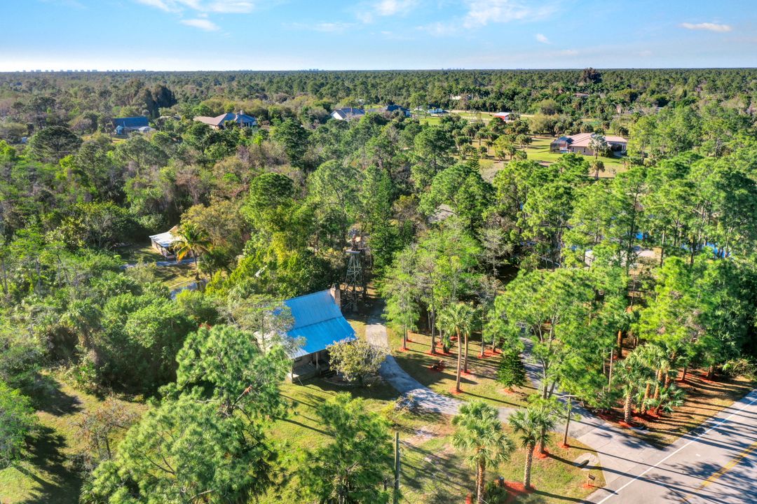 825 23rd St SW, Naples, FL 34117