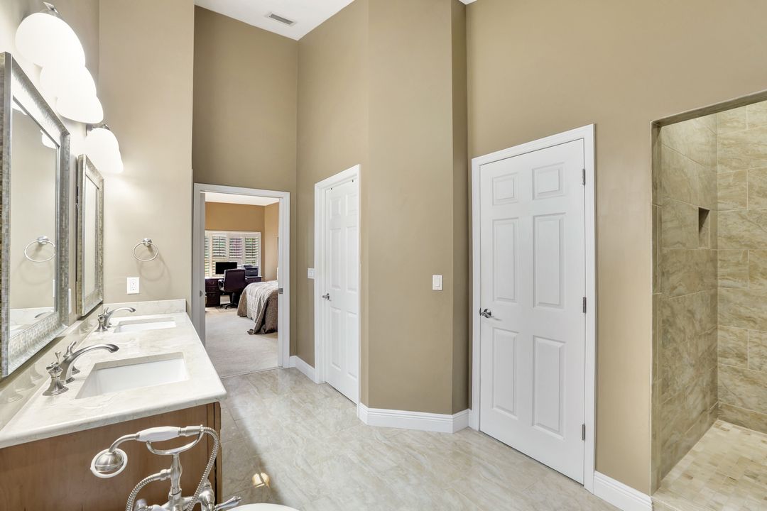 26300 Devonshire Ct #202, Bonita Springs, FL 34134