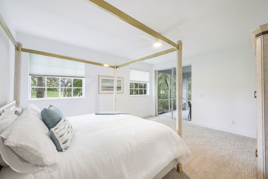 515 Laguna Royale Blvd  #102, Naples, FL 34119