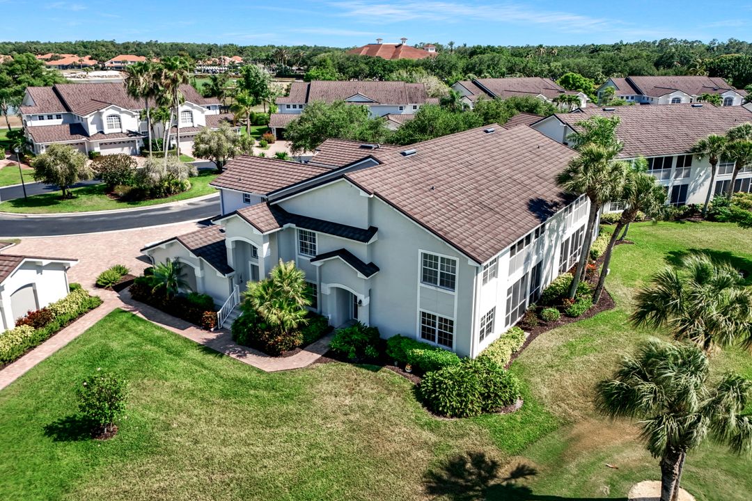 5877 3 Iron Dr #702, Naples, FL 34110