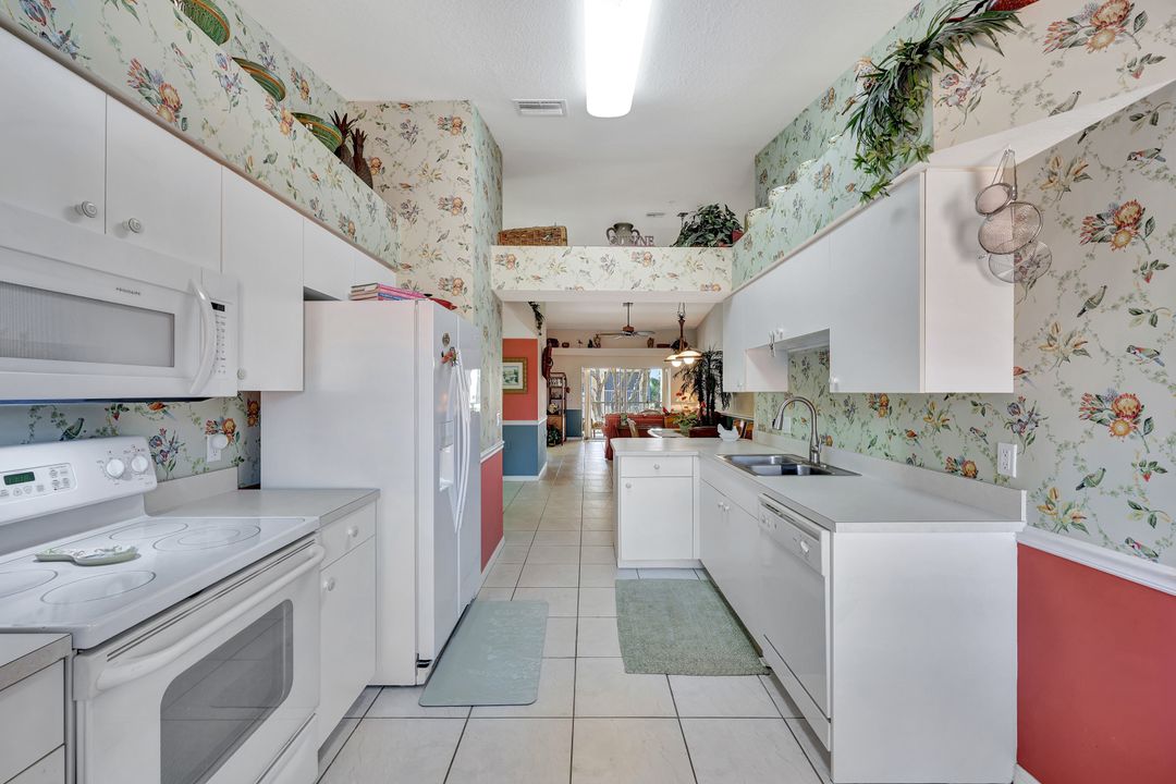 9680 Rosewood Pointe Terrace #201, Bonita Springs, FL 34135