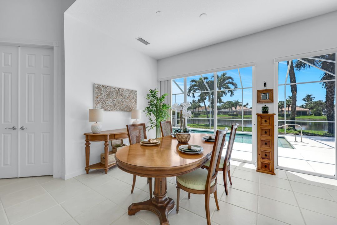 3730 Whidbey Way, Naples, FL 34119