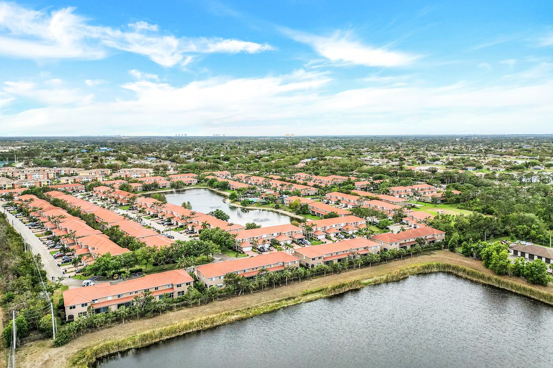 9683 Roundstone Cir, Fort Myers, FL 33967