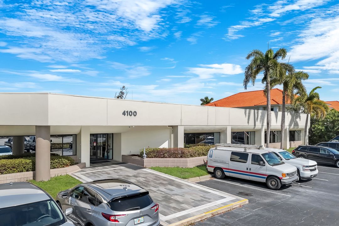 4100 Corporate Square, Naples, FL 34104