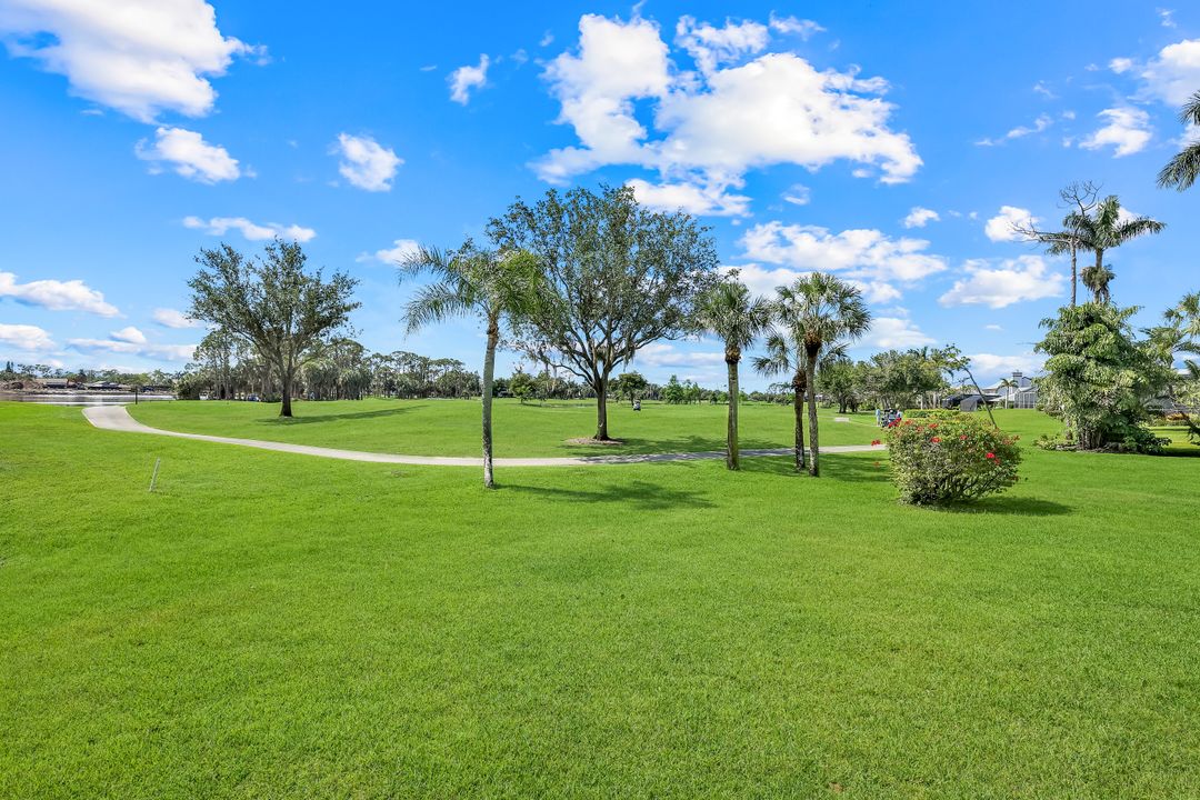 16902 Timberlakes Dr, Fort Myers, FL 33908