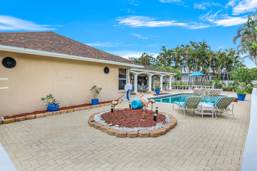 2310 SW 53rd St, Cape Coral, FL 33914