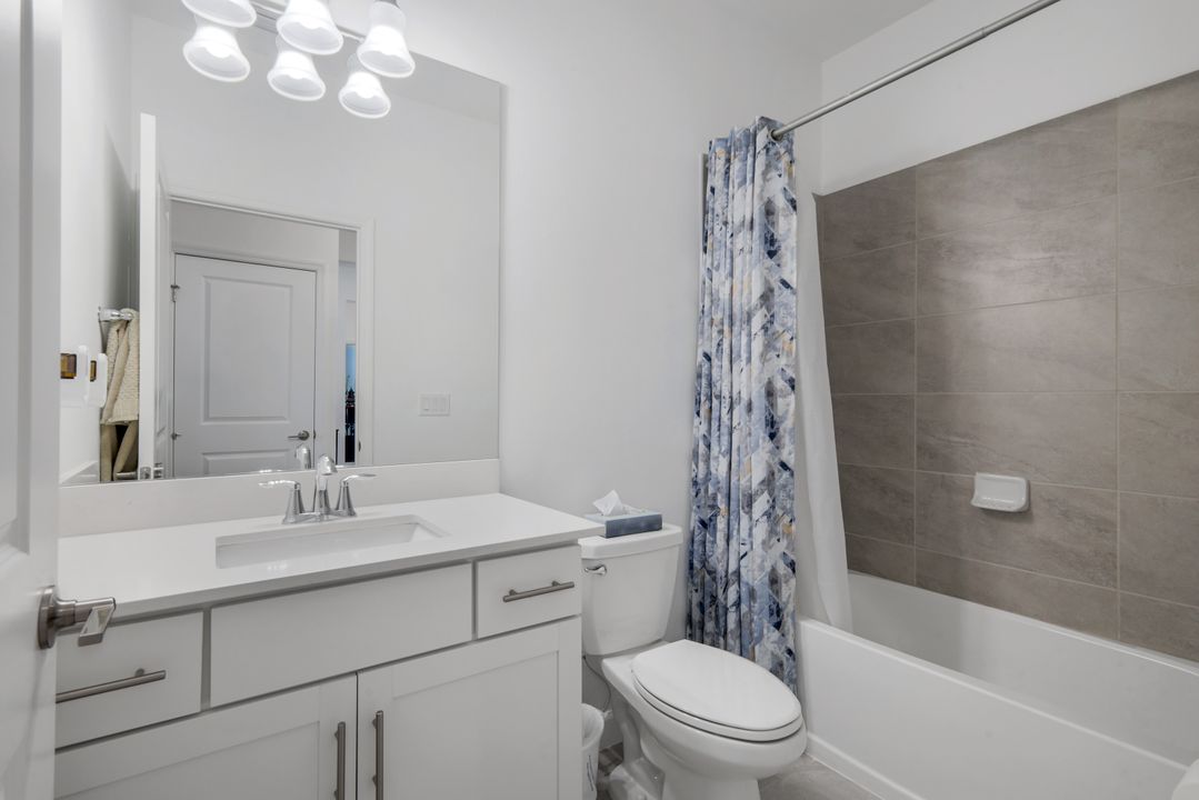 18271 Ridgeline Dr, Estero, FL 33928