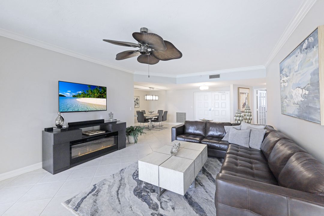 980 Cape Marco Dr #1407, Marco Island, FL 34145