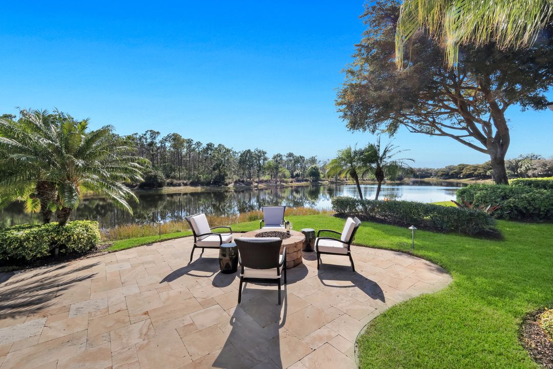 22121 Shallowater Ln, Bonita Springs, FL 34135