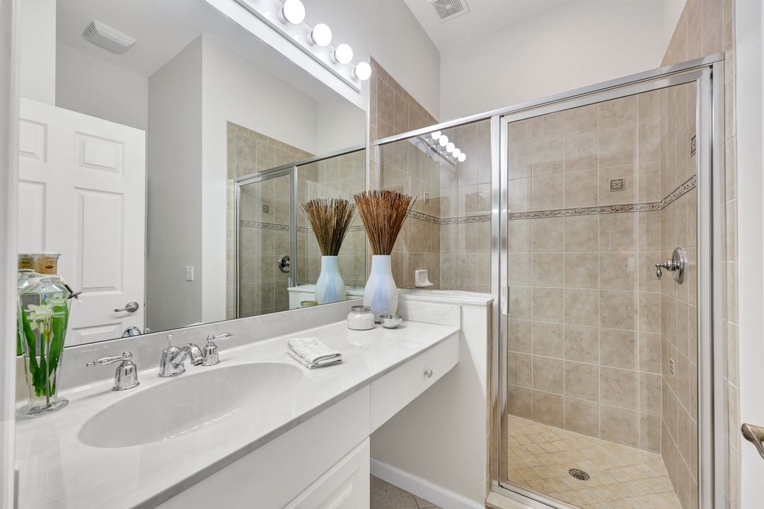 8723 Coastline Ct #202, Naples, FL 34120