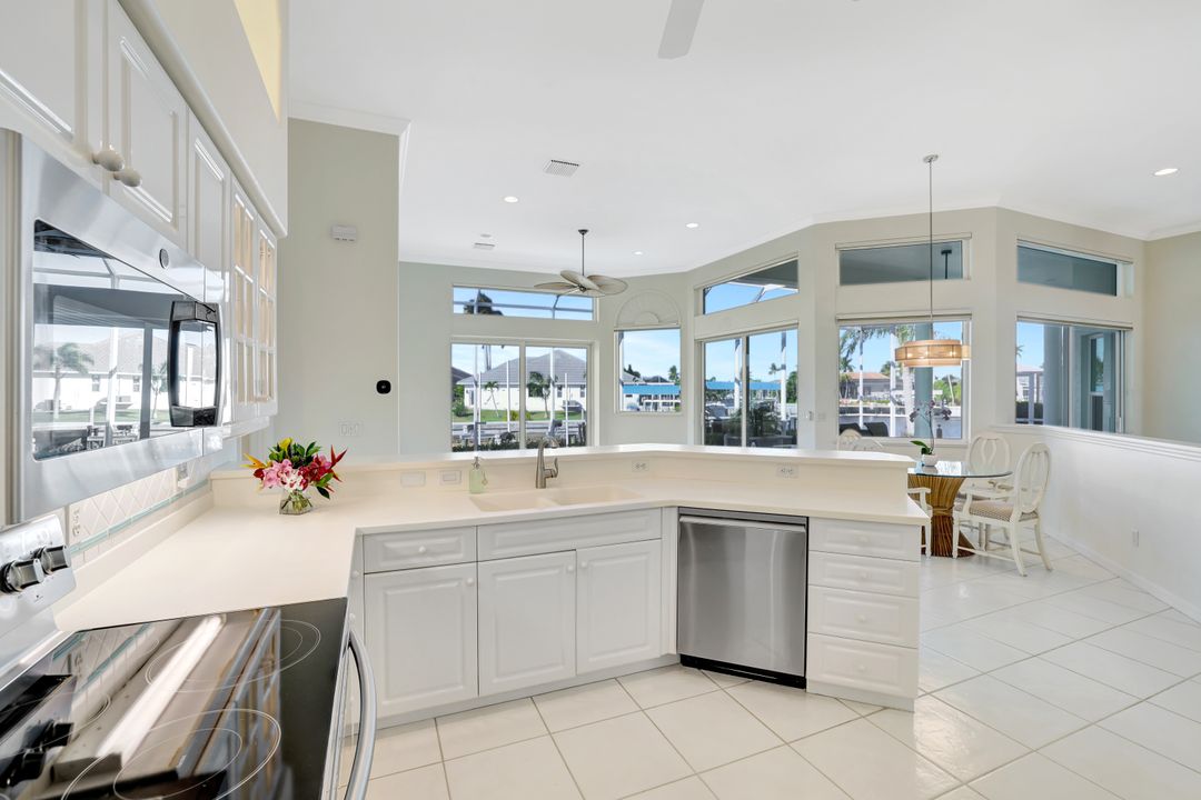 60 Anchor Ct, Marco Island, FL 34145