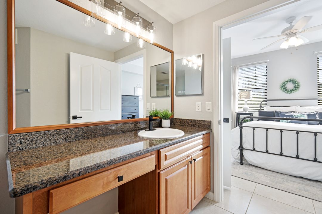 12950 Positano Cir #207, Naples, FL 34105