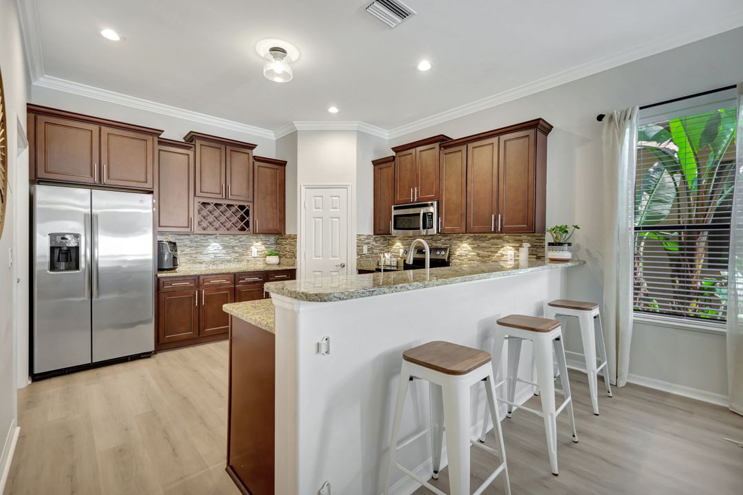 12693 Kentwood Ave, Fort Myers, FL 33913