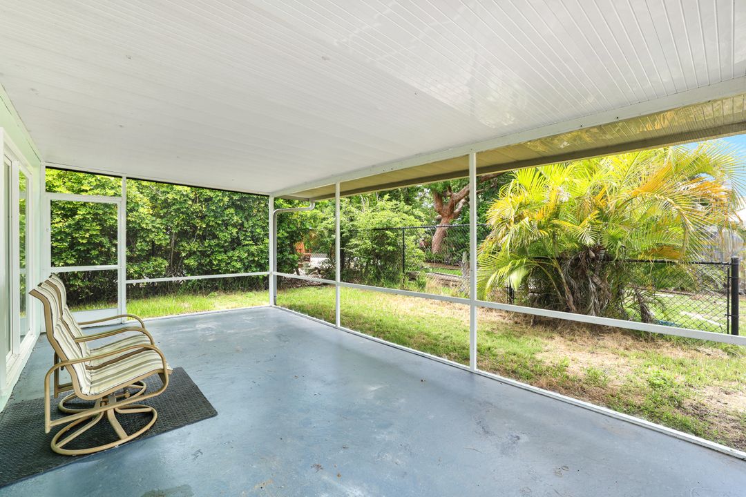 527 Goodland Dr, Marco Island, FL 34145