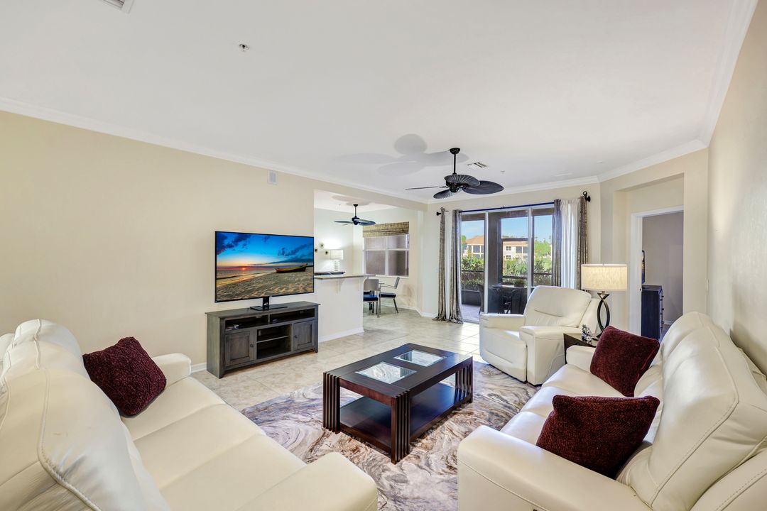 18921 Bay Woods Lake Dr #102, Fort Myers, FL 33908