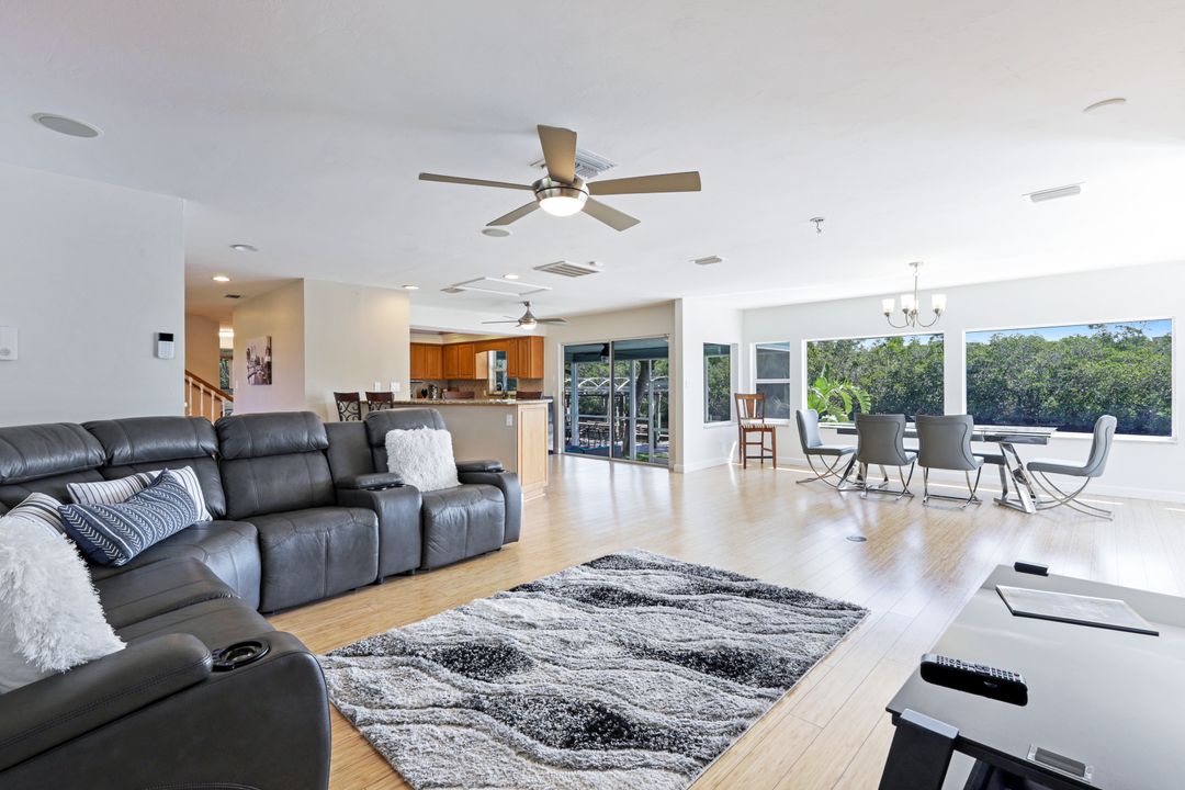 422 Seaworthy Rd, North Fort Myers, FL 33903