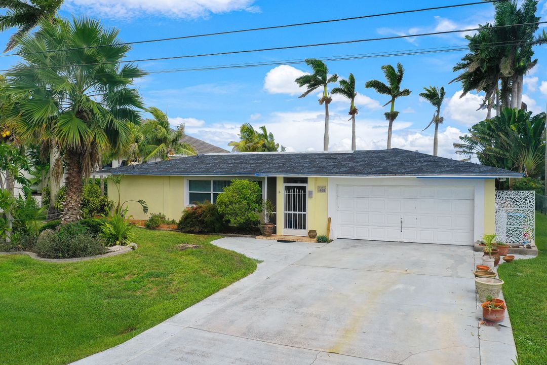 4611 SE 20th Pl, Cape Coral, FL 33904